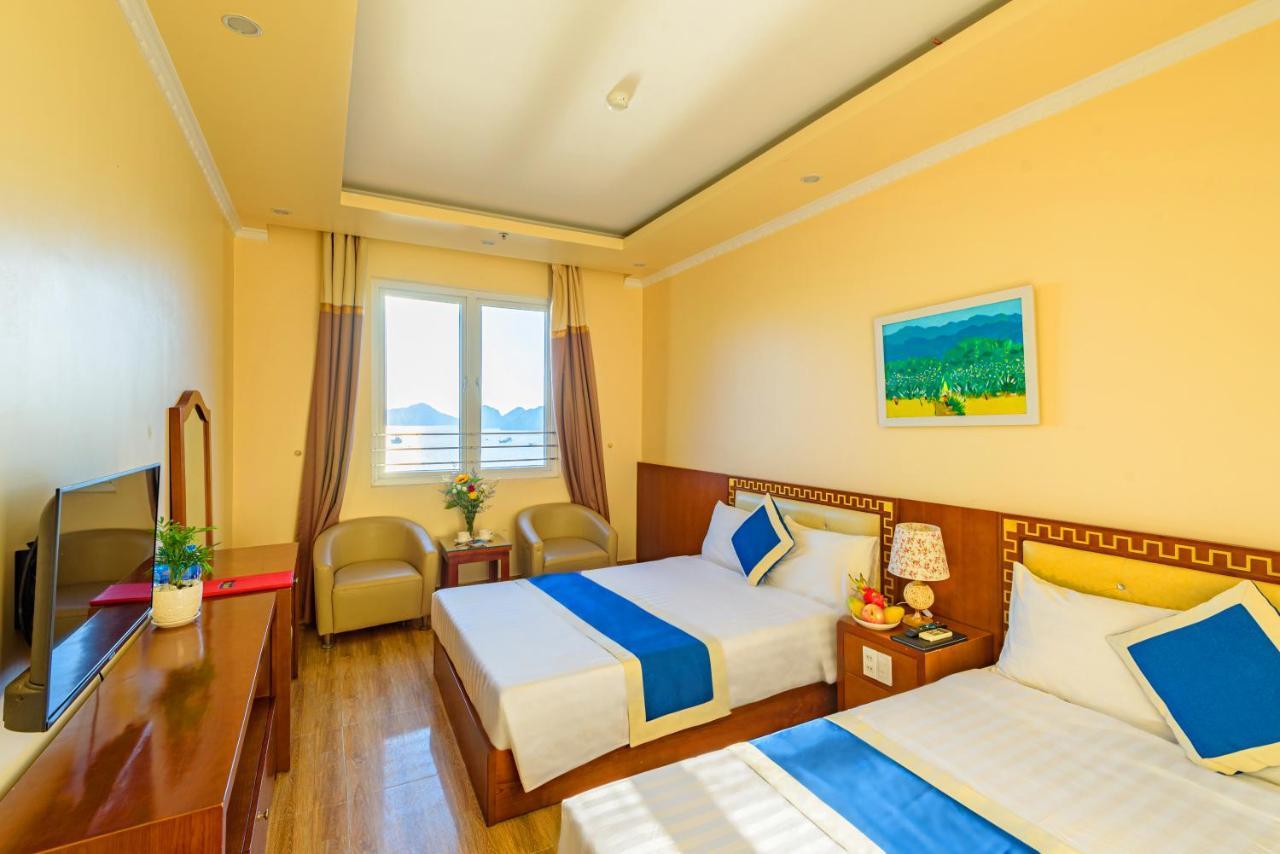 Aroma Cat Ba Sea View Hotel Dong Khe Sau Exterior photo